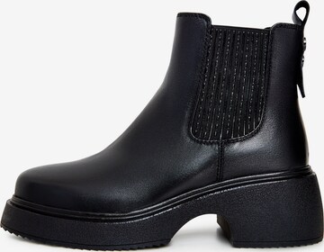 CESARE GASPARI Chelsea Boots in Black: front