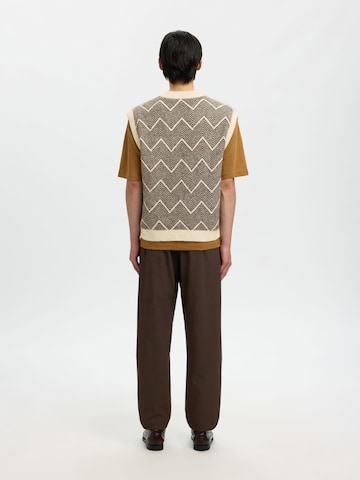 SELECTED Pullunder i brun