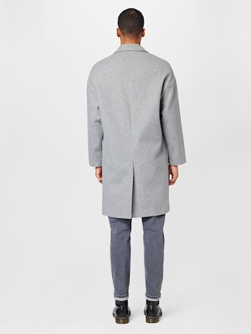 BURTON MENSWEAR LONDON Přechodný kabát – šedá