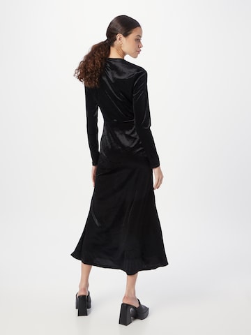 WarehouseVečernja haljina - crna boja