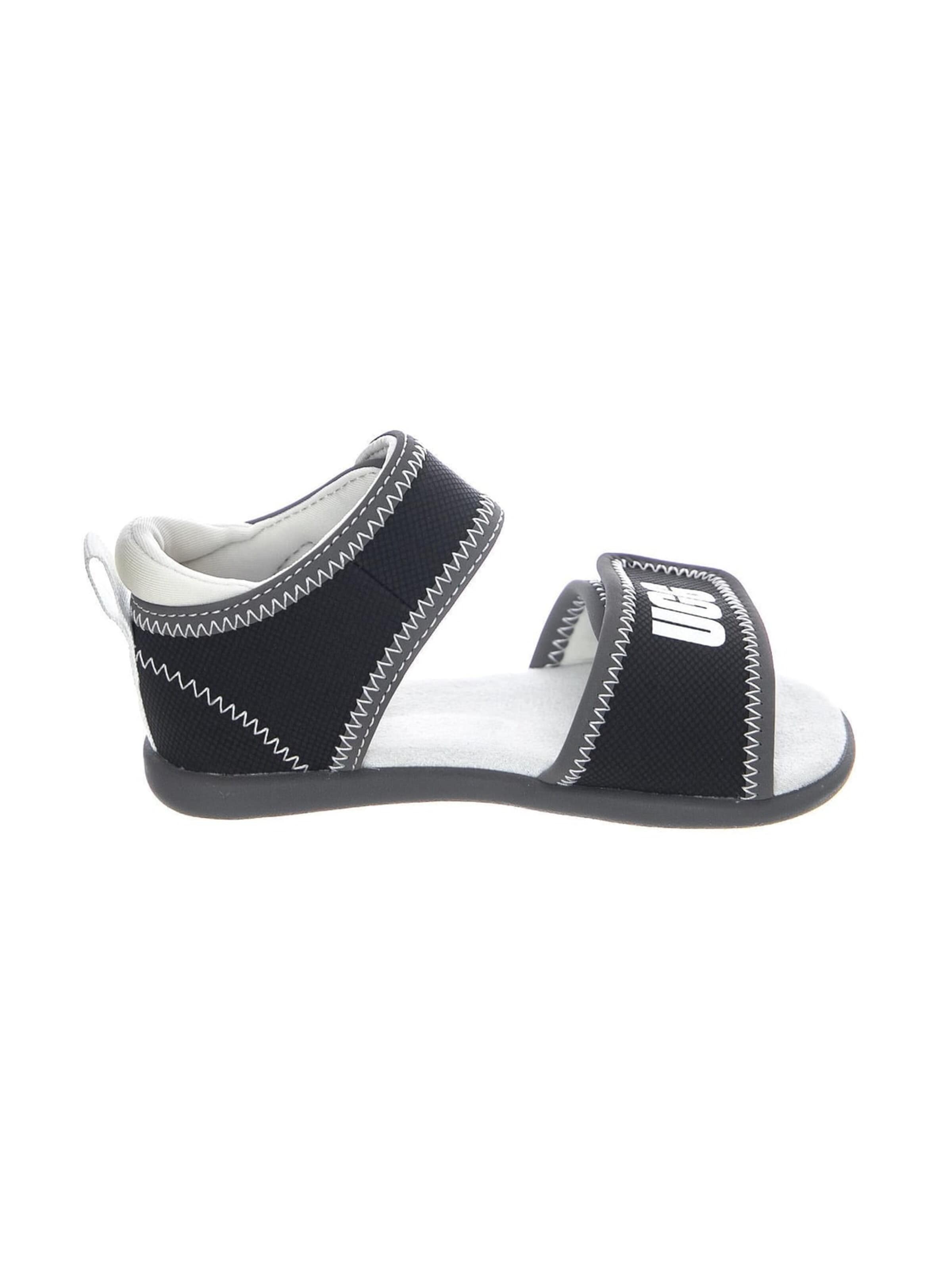 Sandalo 'Delta Sandals' di UGG in nero