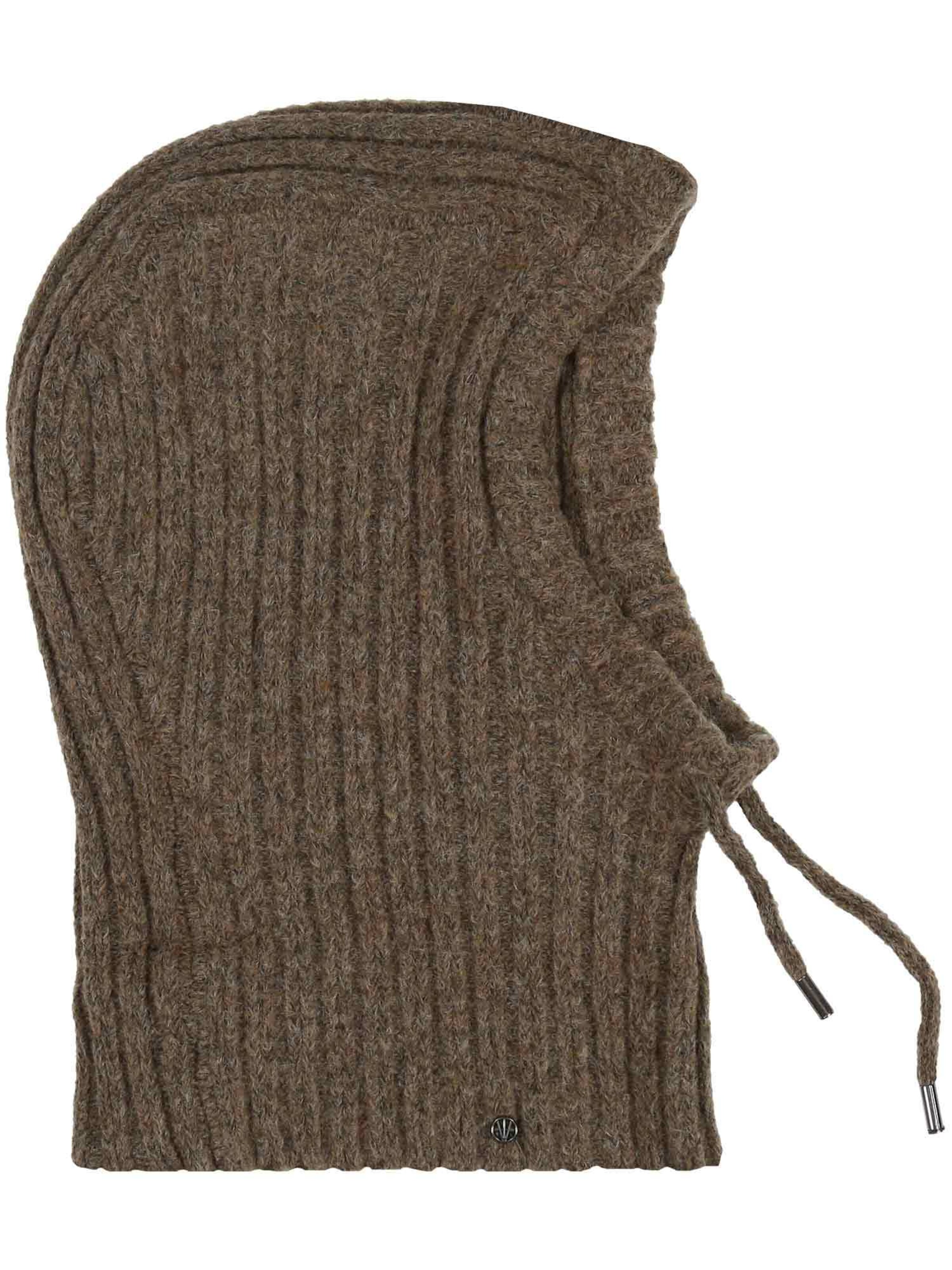 LOEVENICH Beanie in Grey: front