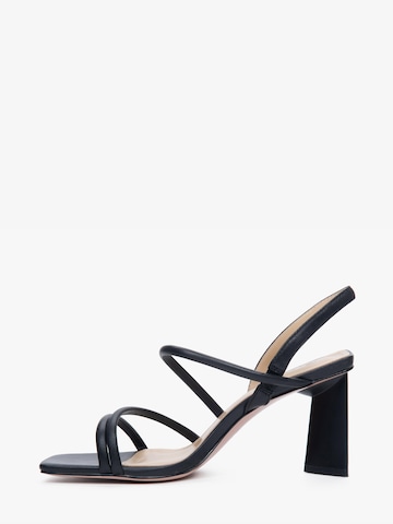 Estro - Sandalias con hebilla '195-301' en negro