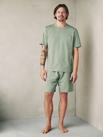 Next Pyjama in Grün: Vorderseite