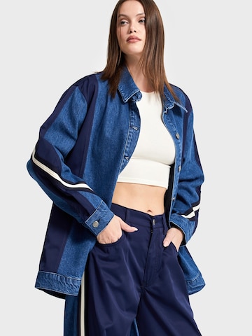 IT'S BASIC Tussenjas 'Straight Denim Jacket' in Blauw
