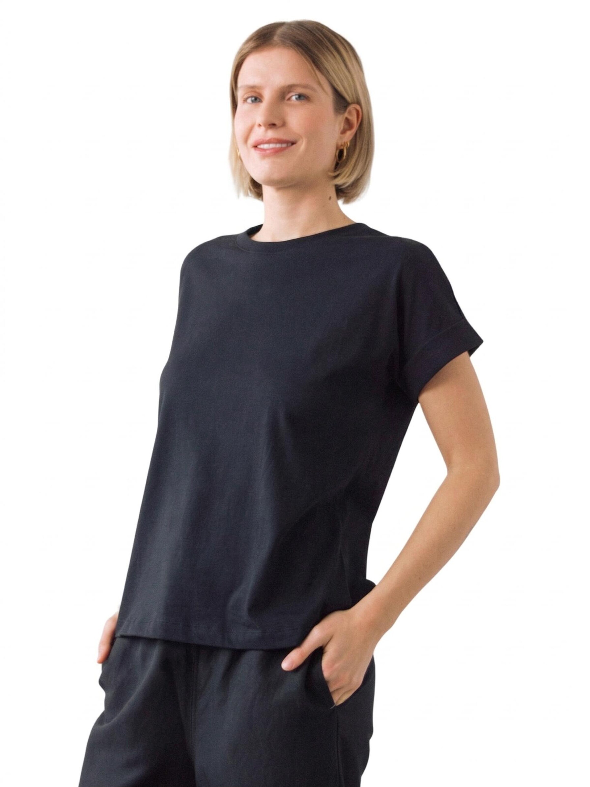 Maglietta 'Cap Tee' di Honest Basics in nero: frontale