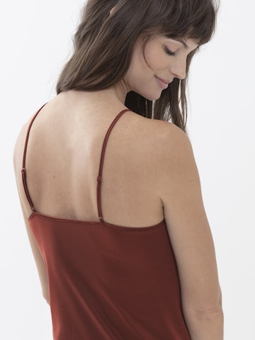 Regular Haut Mey en rouge