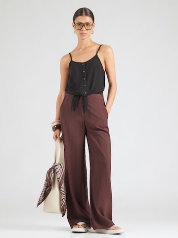 Wide leg Pantaloni 'Camilla' de la ABOUT YOU pe maro