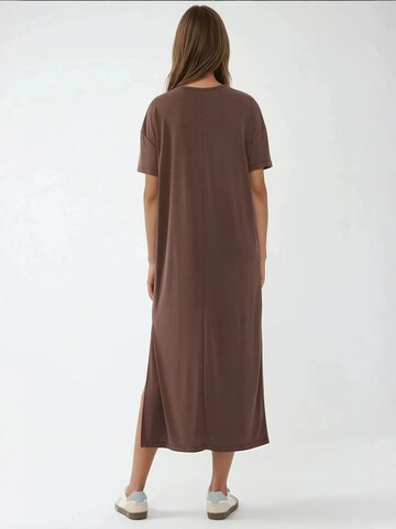 Hiccup - Vestido em castanho