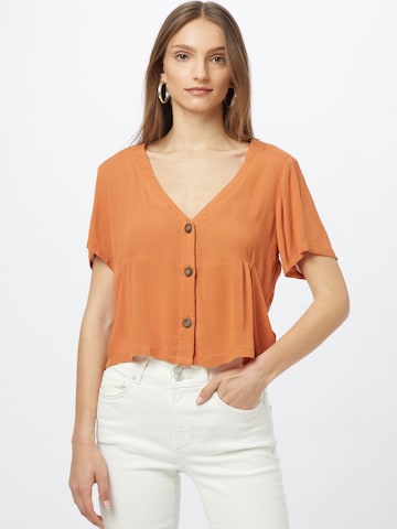 ABOUT YOU Shirt 'Jarina' in Bruin: voorkant
