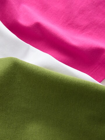 Next T-Shirt in Grün