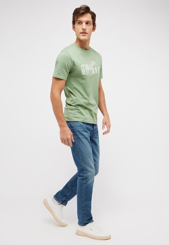 MUSTANG Tapered Jeans in Blau