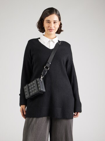Pull-over 'VMCFiluca' Vero Moda Curve en noir : devant