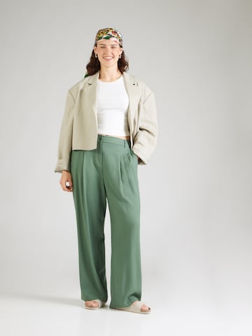 Vero Moda Curve Широкий Брюки со складками 'VMCMALA' в Зеленый