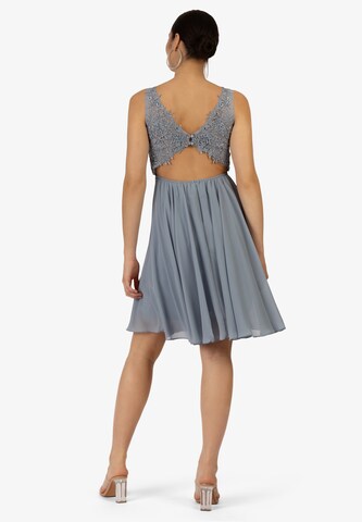 Rochie de cocktail de la Kraimod pe albastru