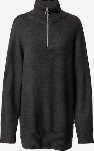 QS by s.Oliver Sweater in Black: front