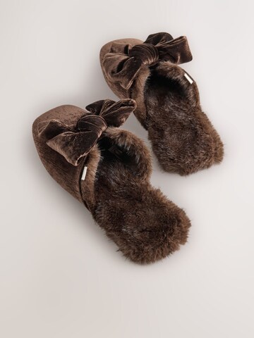 Pantoufle Next en marron