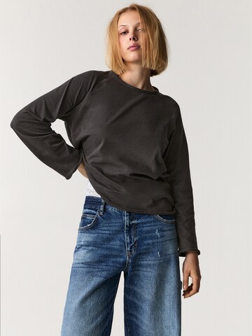 Pull&BearMajica - crna boja: prednji dio