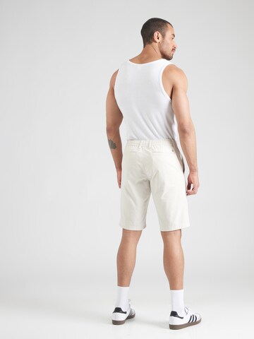 s.Oliver - regular Pantalón chino 'Phoenix' en blanco