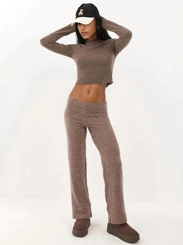 Hiccup Pullover in Braun