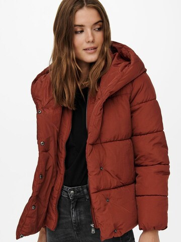 Veste d’hiver 'SYDNEY' ONLY en rouge