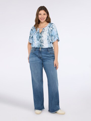 Fiorella Rubino Regular Jeans in Blue