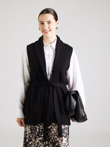 Gilet in maglia 'CARKatia' di ONLY Carmakoma in nero: frontale