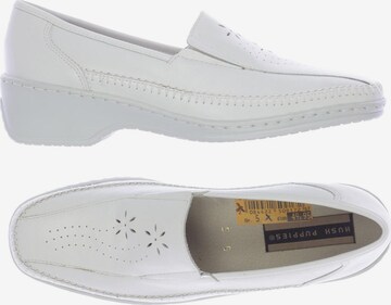 HUSH PUPPIES Flats & Loafers in 38 in White: front