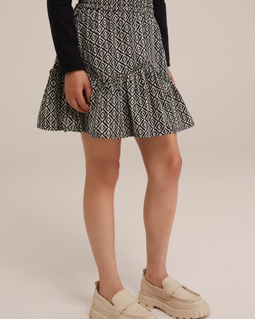 WE Fashion Skirt in Black: front