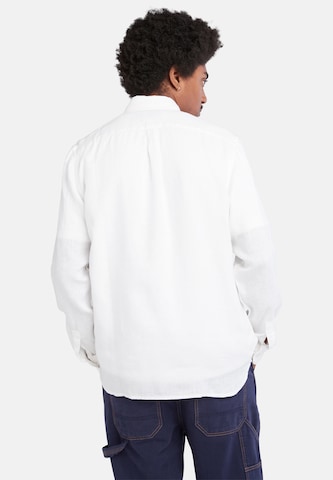 Coupe regular Chemise TIMBERLAND en blanc