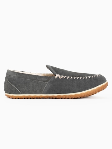 Minnetonka - Mocassins 'Tilden' em cinzento