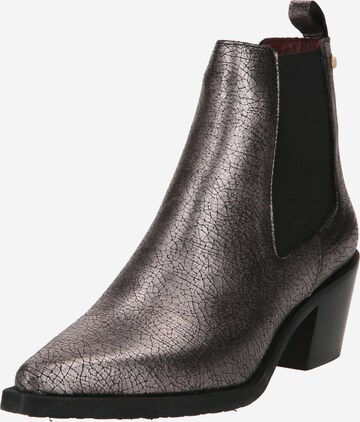 Fred de la BretoniÈre Chelsea Boots 'JOLIE' in Black: front