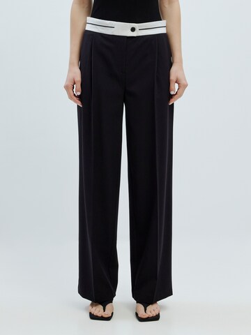 EDITED Wide leg Pantalon 'Kadin' in Zwart: voorkant