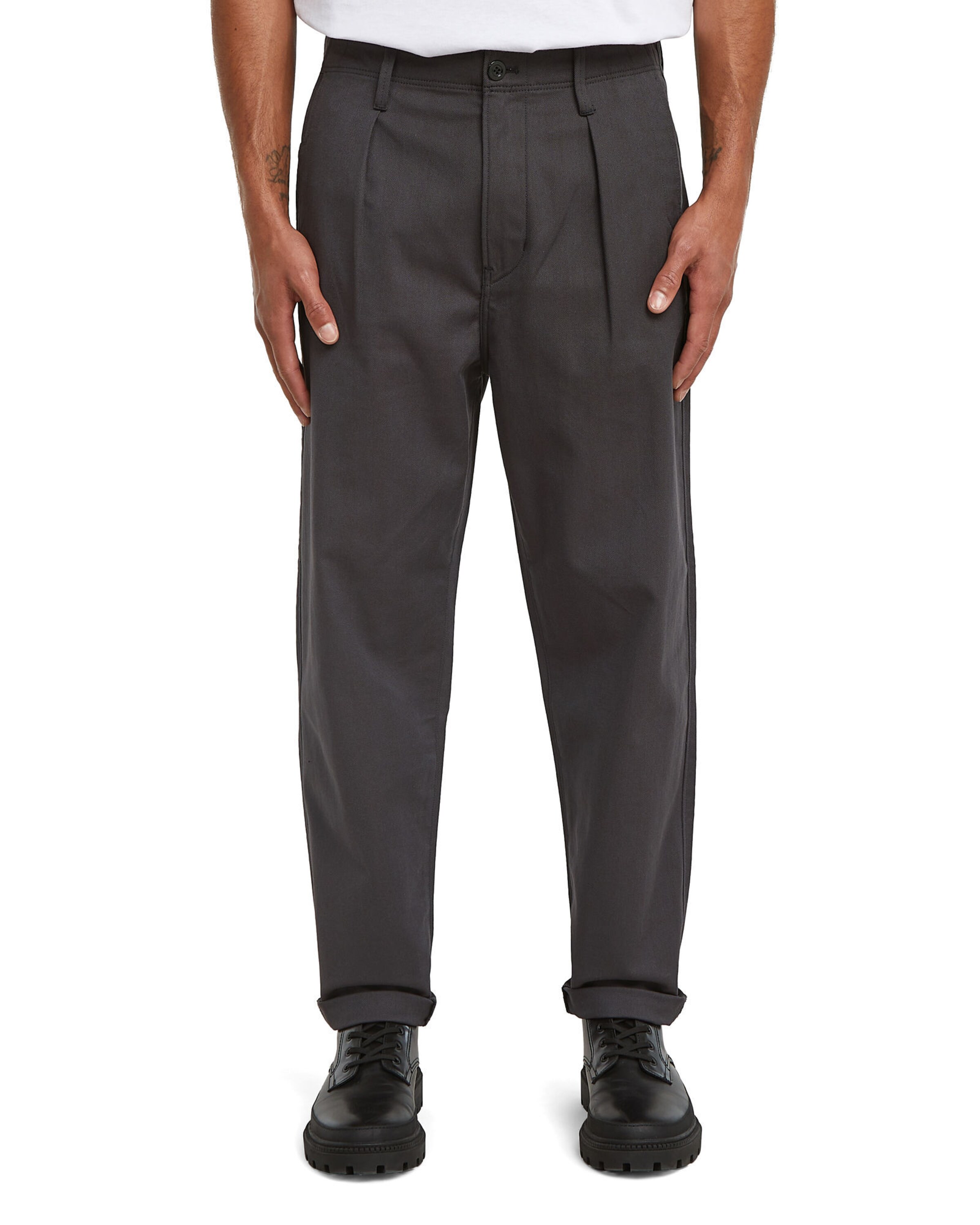 G-STAR Loose fit Chino trousers in Grey: front