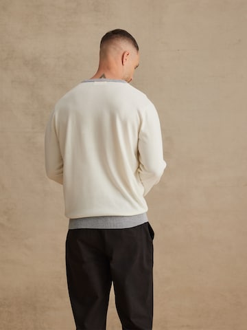 DAN FOX APPAREL Sweater 'Lars' in White