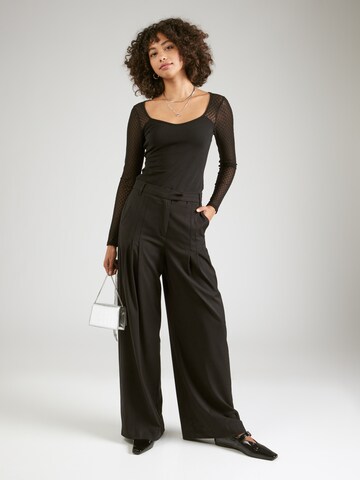 Shirtbody 'Peyton' ABOUT YOU en noir