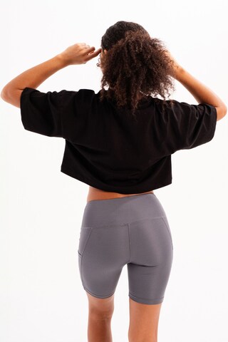 T-shirt Justever en noir
