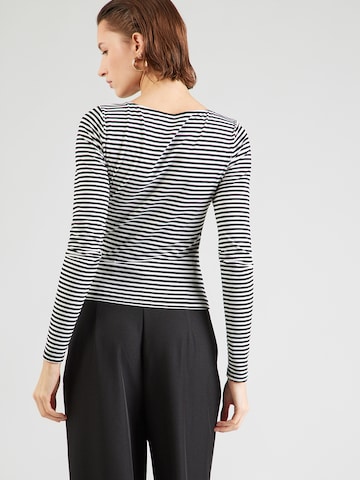 ABOUT YOUMajica 'Branka' - crna boja