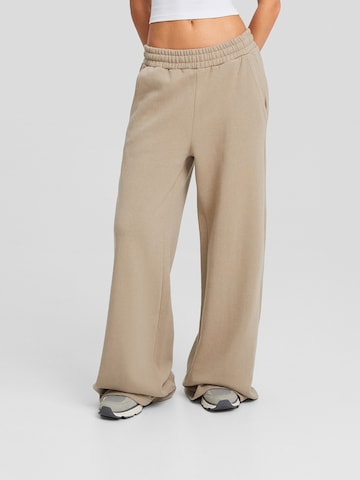 Bershka Wide leg Pants in Beige: front