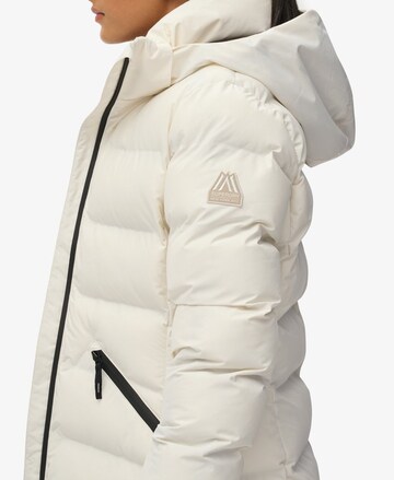 Manteau d’hiver 'City Mid' Superdry en blanc