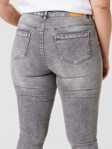 ONLY Carmakoma Skinny Jeans 'Sally' in Grey
