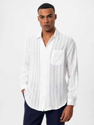 Antioch - Ajuste confortable Camisa en blanco
