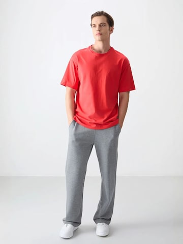 Tommy Life T-Shirts in Rot