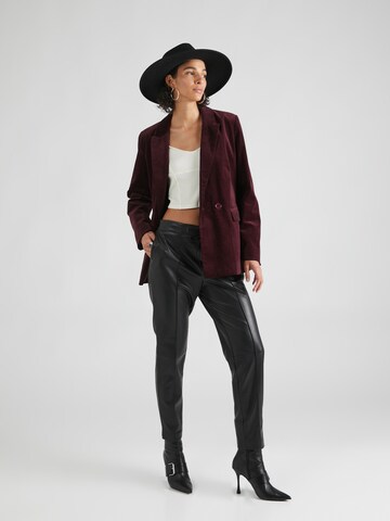 s.Oliver BLACK LABEL Regular Hose in Schwarz