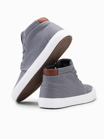 Ombre High-Top Sneakers in Grey