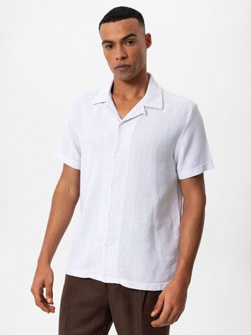 Antioch Shirt in White: front