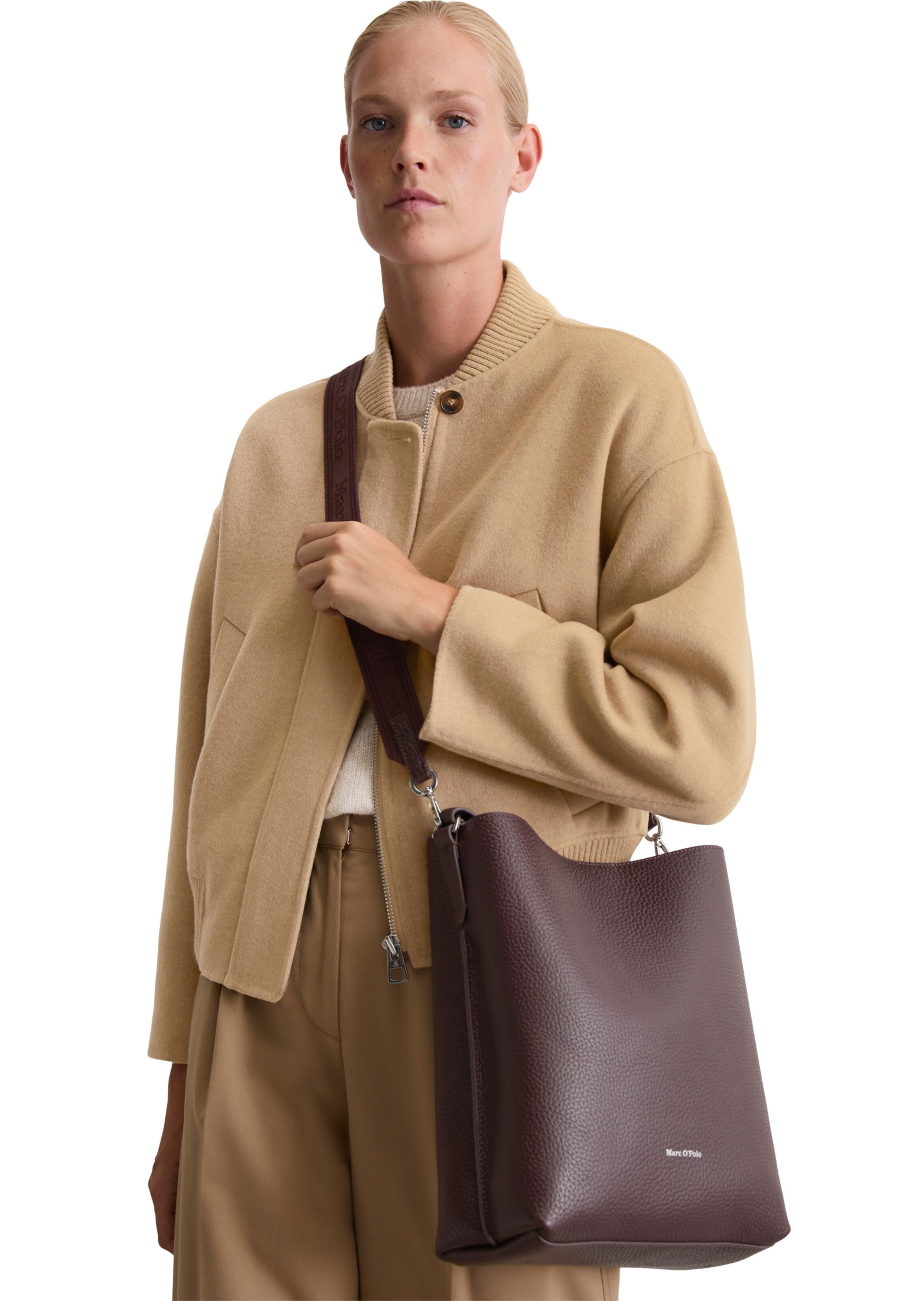 Marc O'Polo Shoulder bag in Red: front