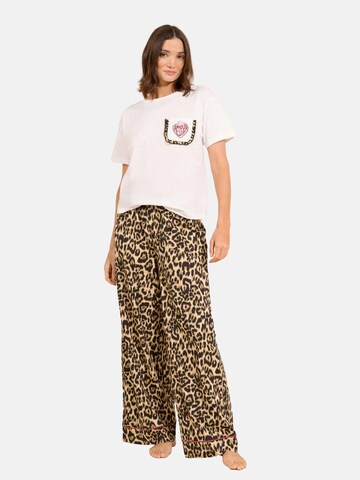 Friends Like These Pyjama in Braun: Vorderseite