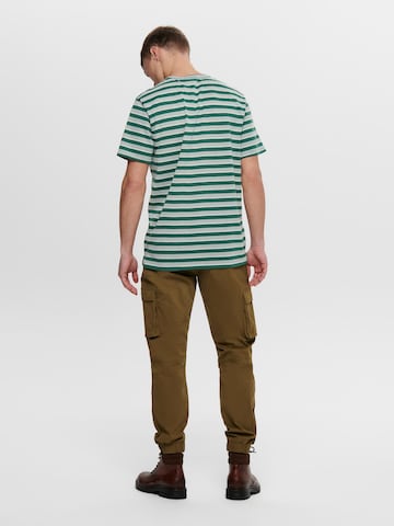 Only & Sons Tapered Cargobroek 'Cam Stage' in Bruin