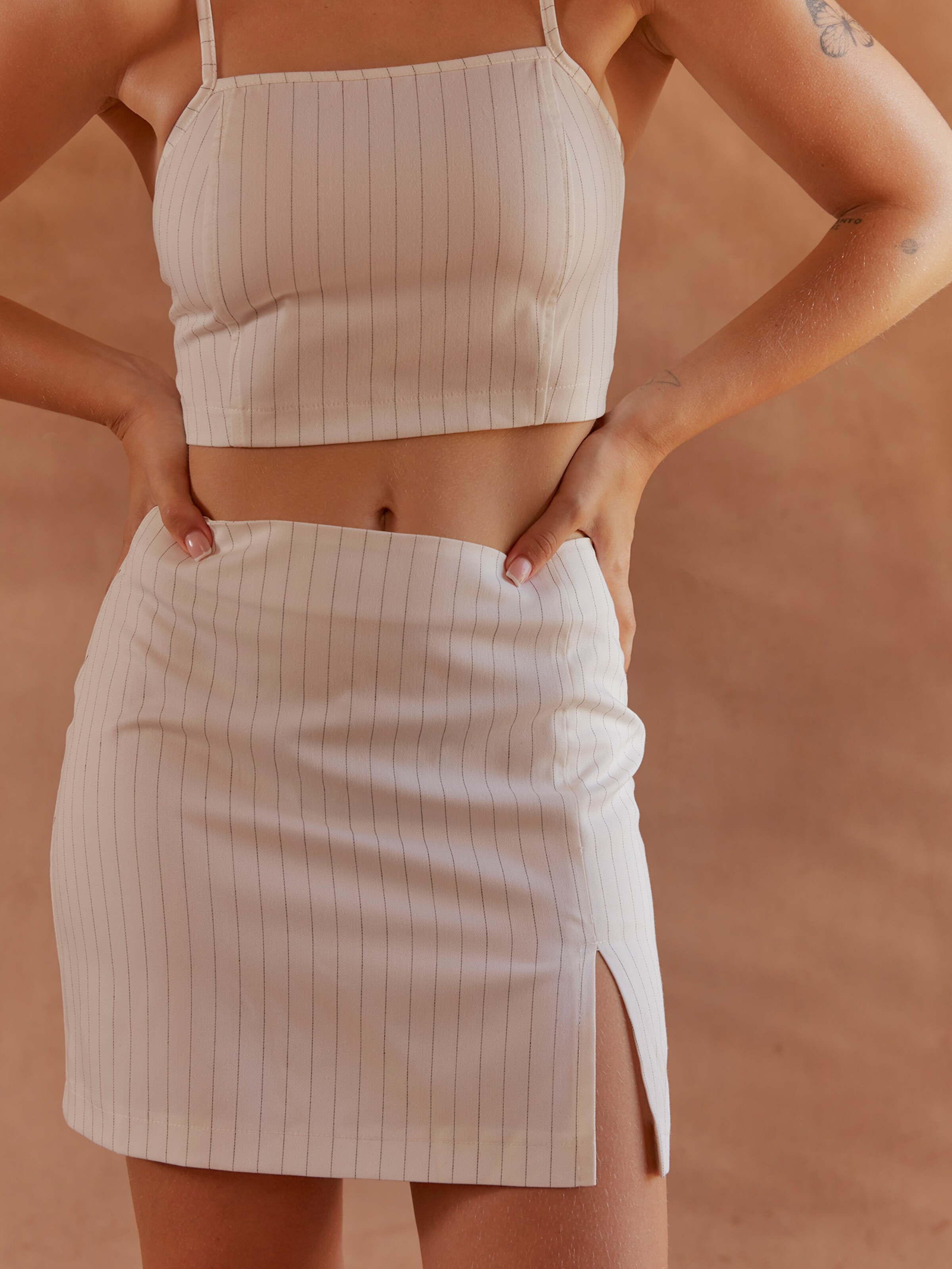 6cb50eba50bc784b8f1d80150f3536